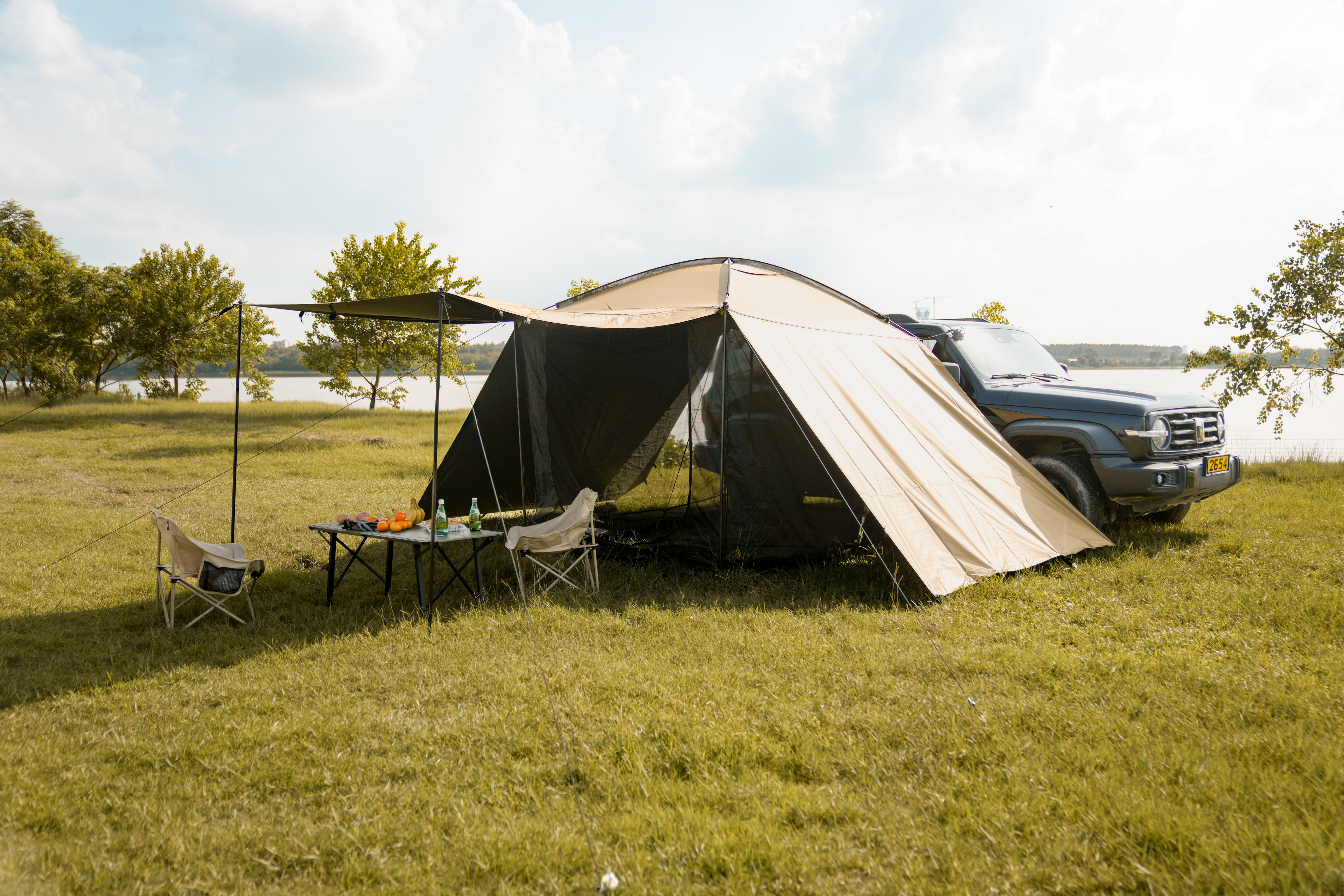 How to Choose the Right SUV Awning